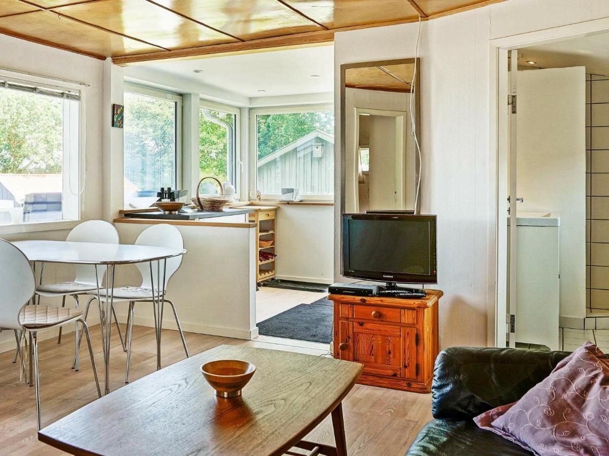 Two-Bedroom Holiday Home In Allinge 5 Exterior foto